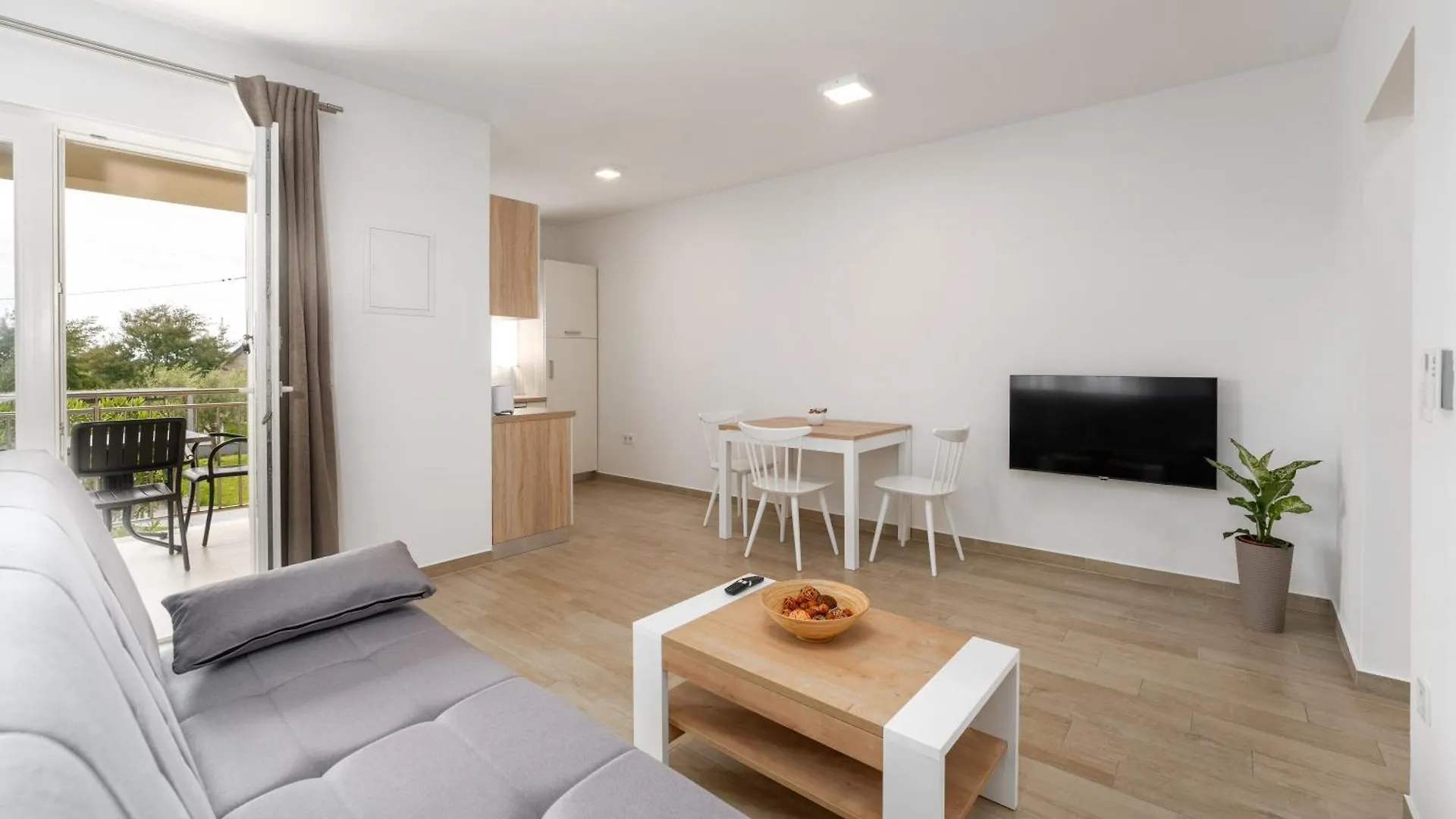 Апартаменты Dani'S Place Пореч
