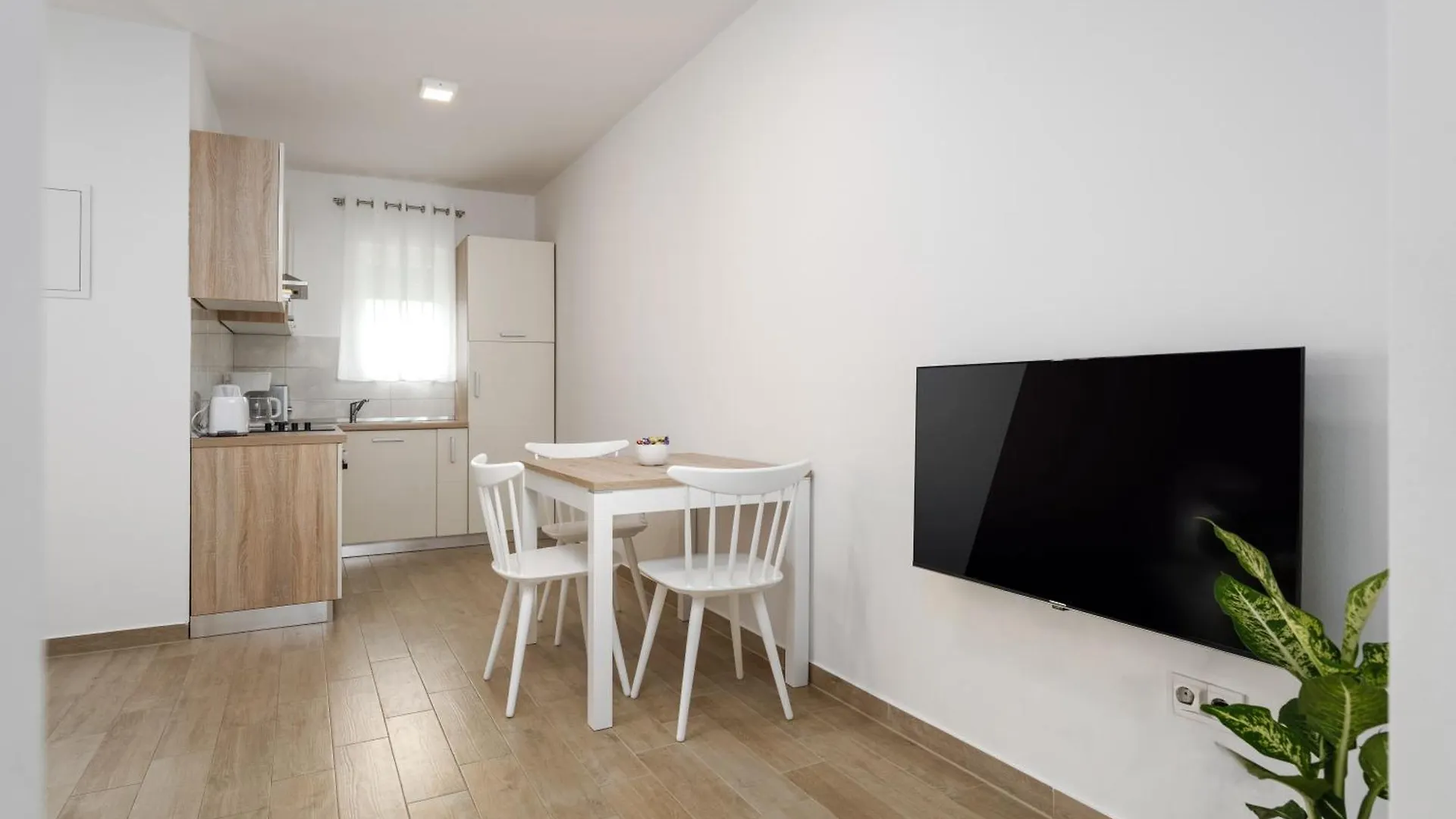 Dani'S Place Porec Apartment